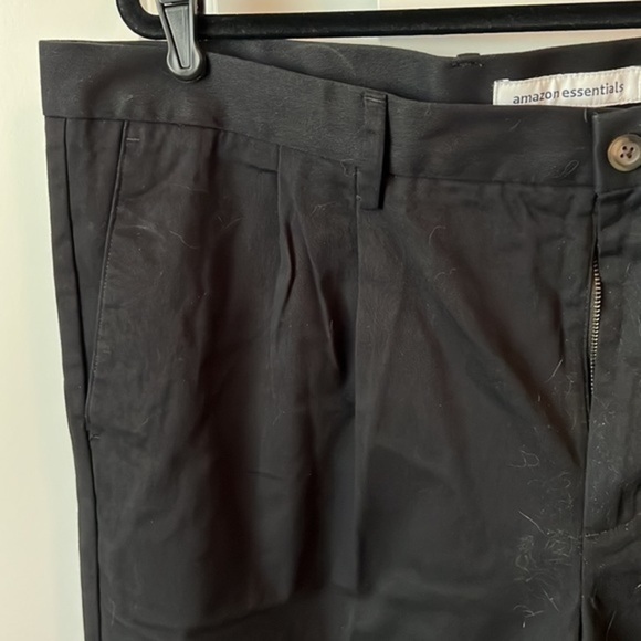 NWT Amazon Essentials Classic-Fit Wrinkle-Resistant Chino Men’s 42Wx30L Black - Picture 3 of 8